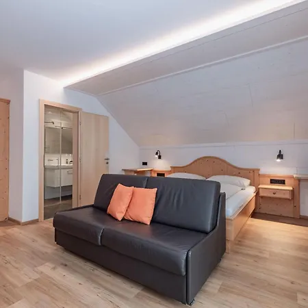 - Durnthaler Gasthof 3*