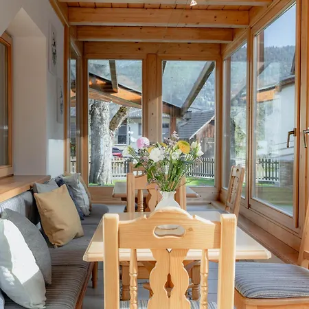- Durnthaler Casa de hóspedes Tröpolach