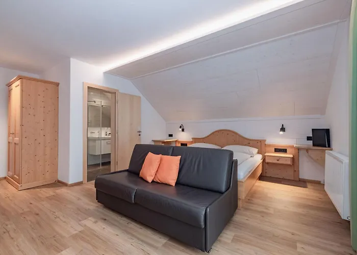 - Durnthaler בית הארחה 3*